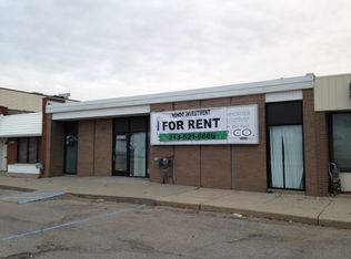 20963 Kelly Rd, Eastpointe, MI 48021