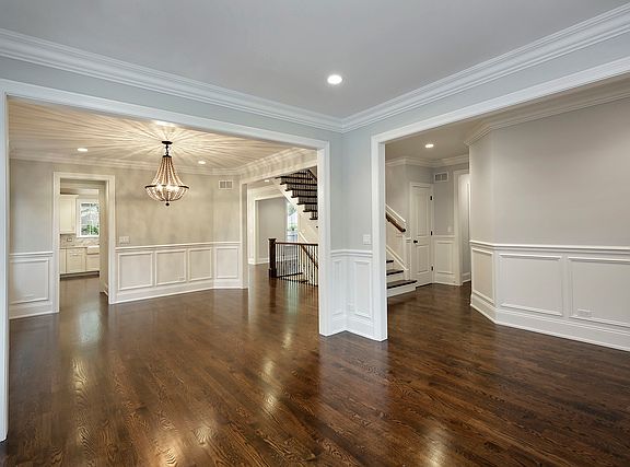 5th image of 2224 Dewes St