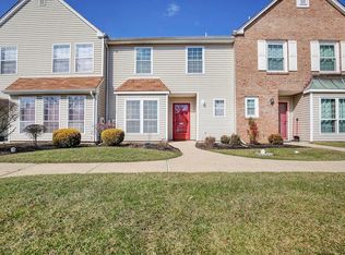571 Manchester Pl, Morganville, NJ 07751