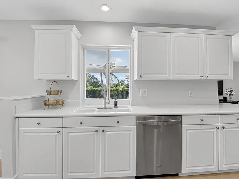 4690 Palo Verde Dr — Photo 13