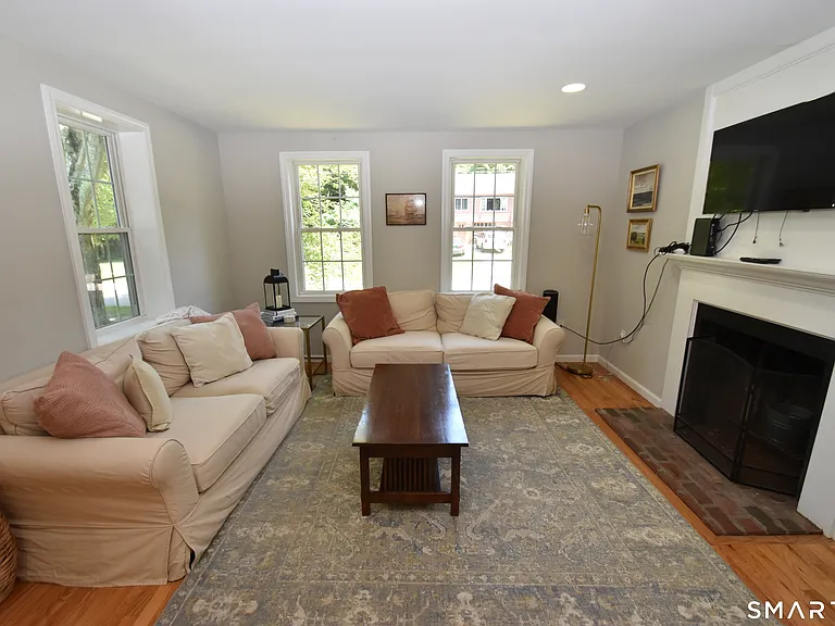 139 Hewitt Rd — Photo 14