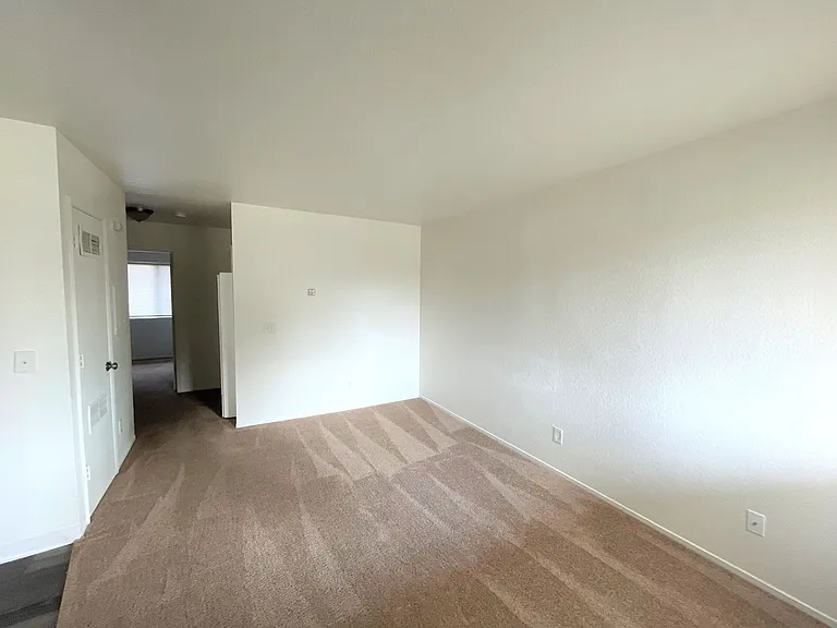 831 W. Swain Road — Photo 7