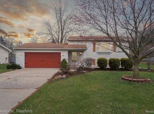 11170 Jerryson Dr, Grand Ledge, MI 48837