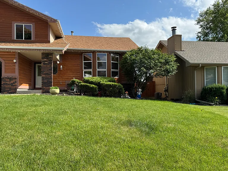 13519 Atwood Ave — Photo 2