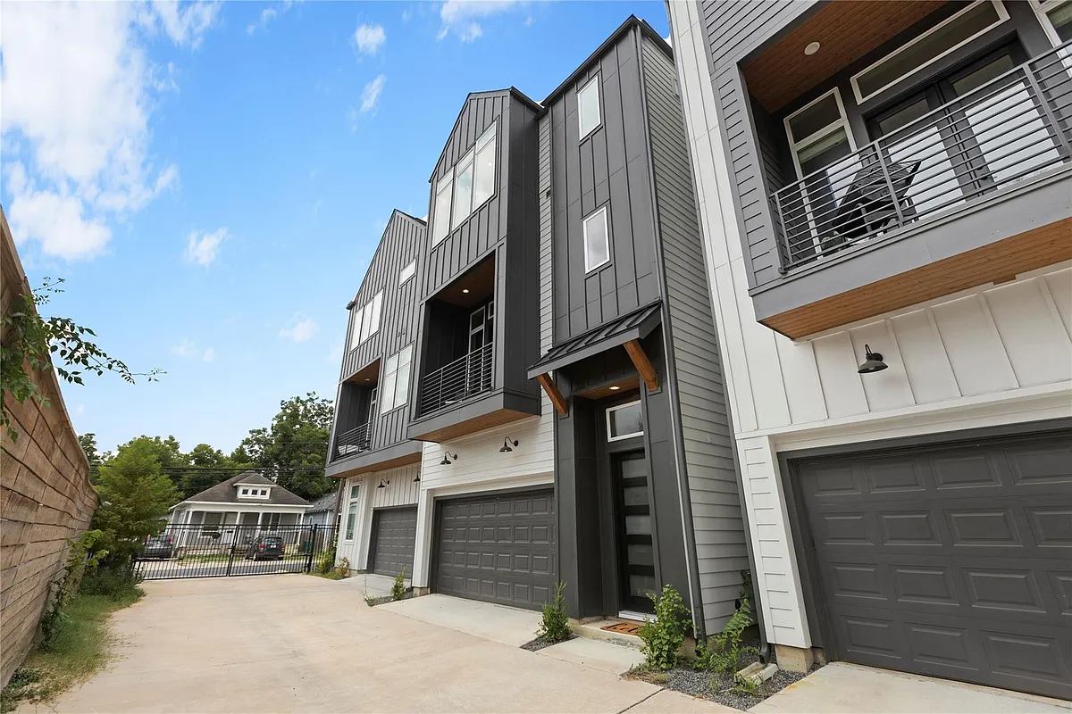 Building Photo - 1410 Milby St #C