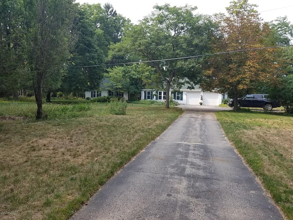1st image of 1440 Briarcliff Dr SE