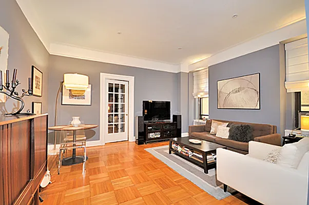 Sold by Trump International Realty | media 8