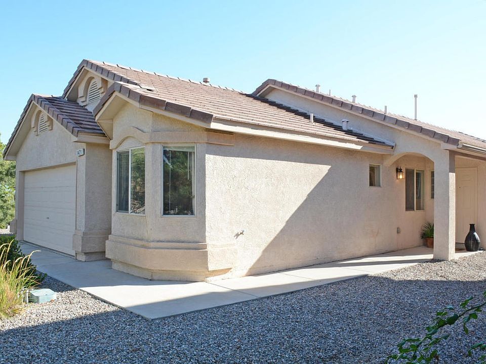 1421 Danzante Dr SE Rio Rancho-large-004