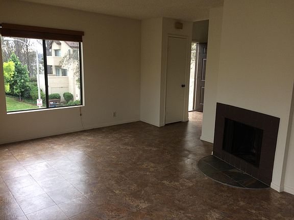 2nd image of 1280 River Vista Row Unit 124