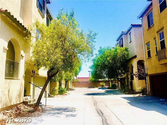 4th image of 8924 James Carl Ct