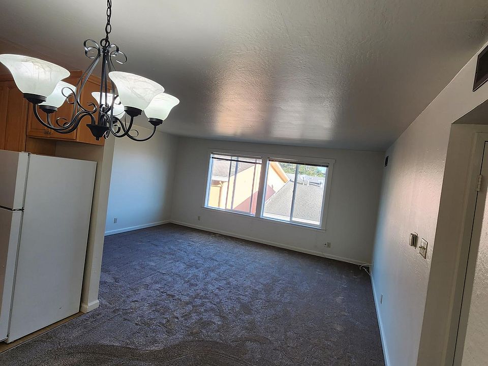 1st image of 620 Serramonte Blvd APT 9