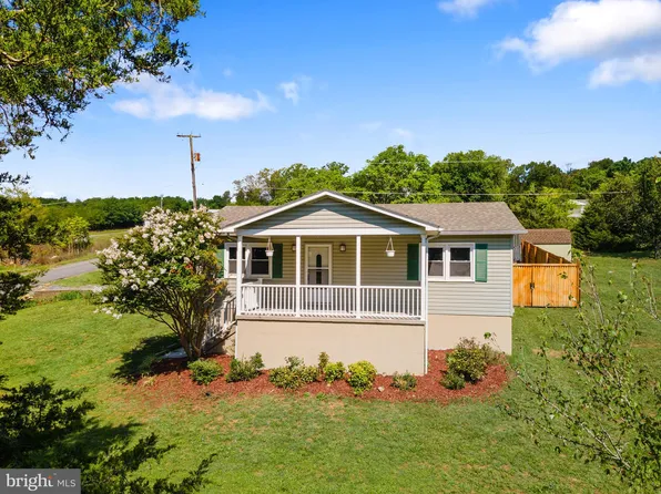 28 Ritenour Ln, Maurertown, VA 22644