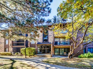 7517 175th St APT 331, Tinley Park, IL