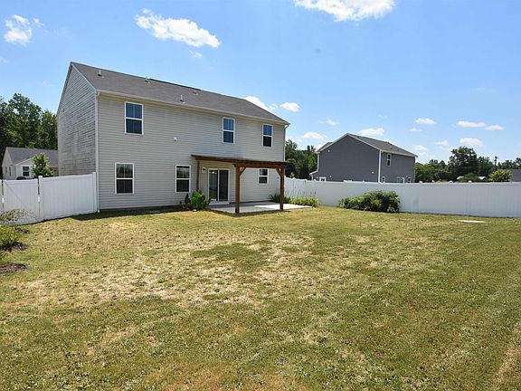 2nd image of 523 Eden Hall Rd