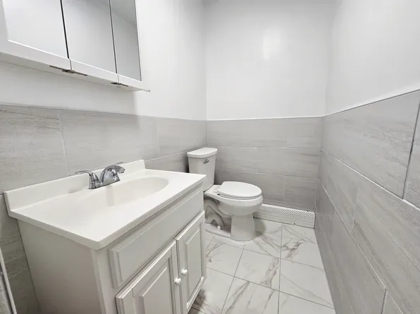 187 17th Street image 7 of 8