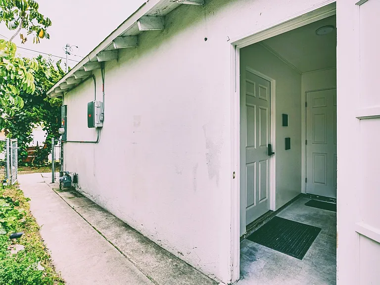 2854 Rhoades Rd — Photo 13