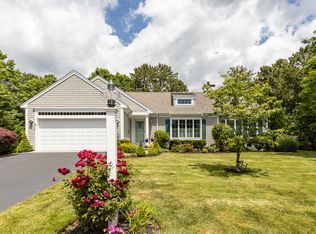 58 Dovetail Ln N, Cotuit, MA 02635