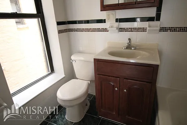 Rented by J Misrahi Realty Corp | media 5