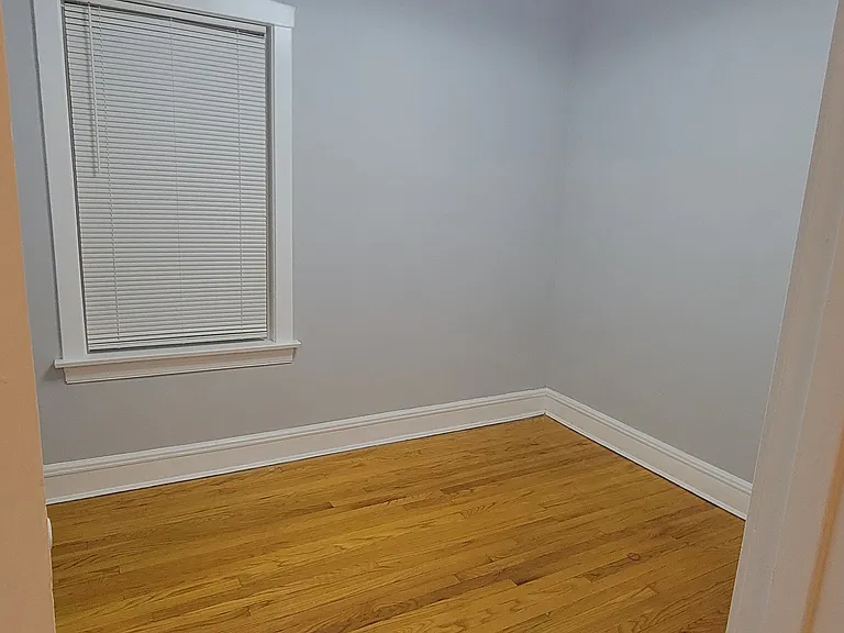 5807 N Artesian Ave #2 — Photo 6