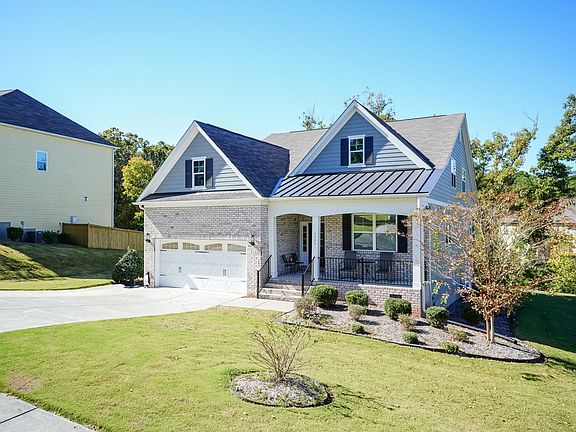 2nd image of 1009 Crescent Moon Ct