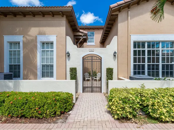 516 SW 147th Ter #4-43, Pembroke Pines, FL 33027