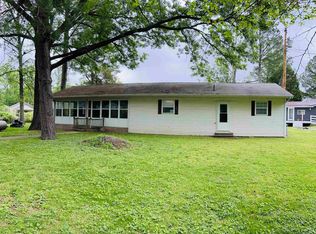 1167 Cricket Ln, Centralia, IL 62801
