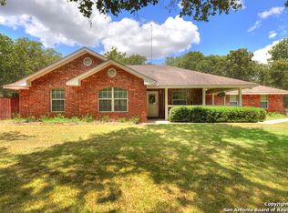 172 Pullman Rd, La Vernia, TX 78121