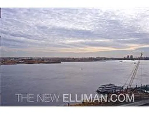 Rented by Douglas Elliman | media 4