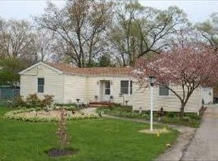 2369 Elm Rd, West Chicago, IL 60185