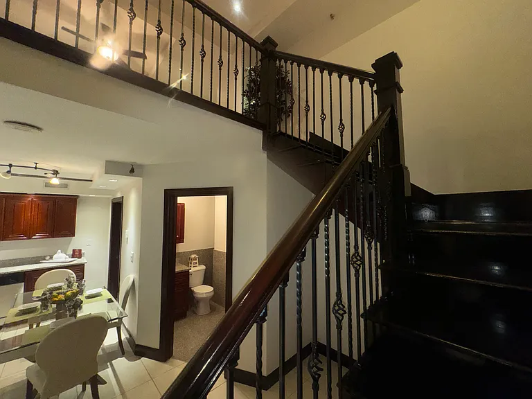 Gallery 1014 — Photo 13