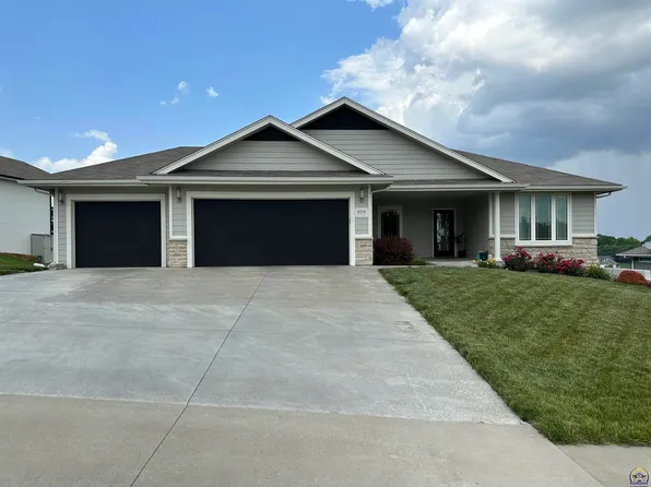 6216 SW 48th Ln, Topeka, KS 66610