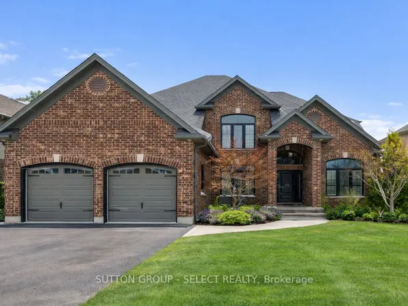 558 Eclipse Walk, London, ON N5X 0J9