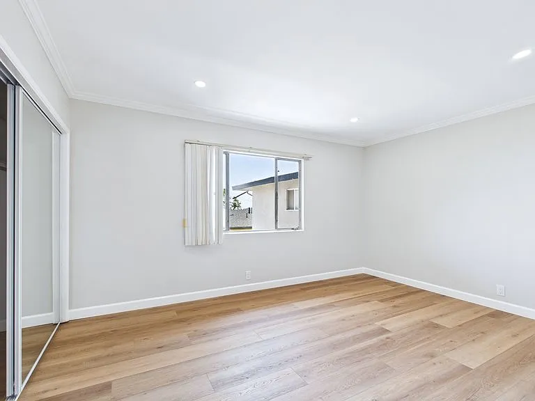 308 Raymondale Dr #7 — Photo 16