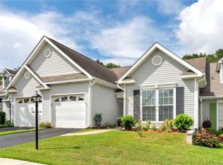 318 Spring Lake Dr N, Mobile, AL 36695