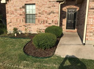 7302 Fossil Creek Dr, Arlington, TX 76002