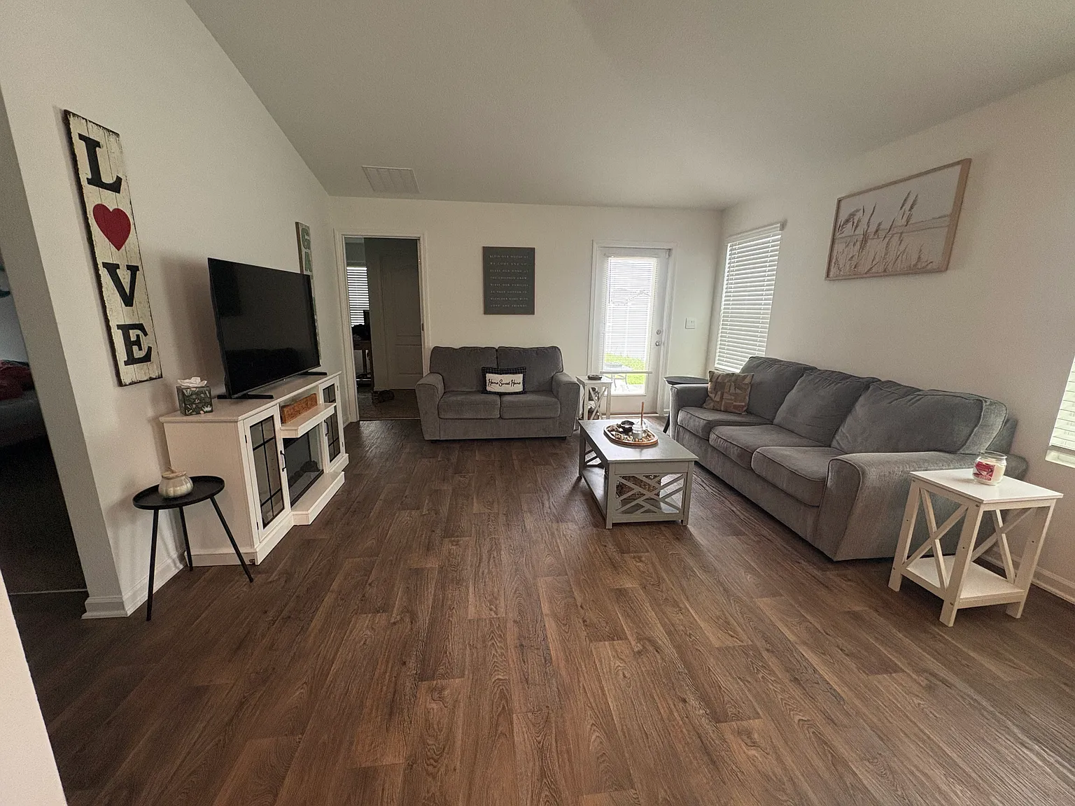 3 bed, 1222 sqft, $750 — Photo 1