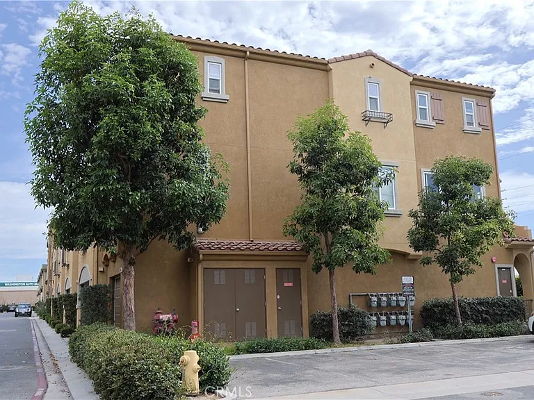 22919 Mariposa Ave #810 — Photo 21