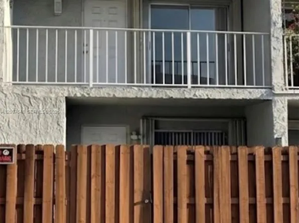 15400 SW 81st Circle Ln APT 1011, Miami, FL 33193