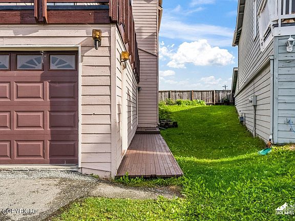2nd image of 9201 Sea Parrot Cir