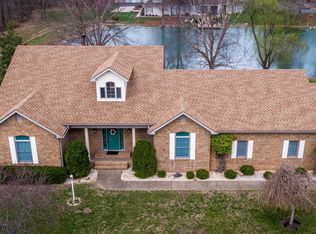 15052 Eastland Rd, Marion, IL 62959