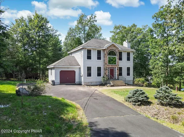 12003 Maplewood Dr, East Stroudsburg, PA 18302