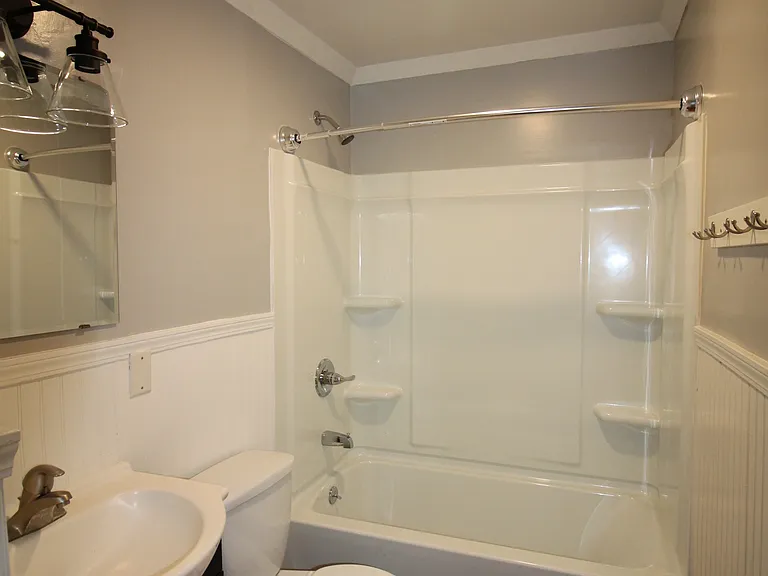 25 National Ave SW #1 — Photo 11
