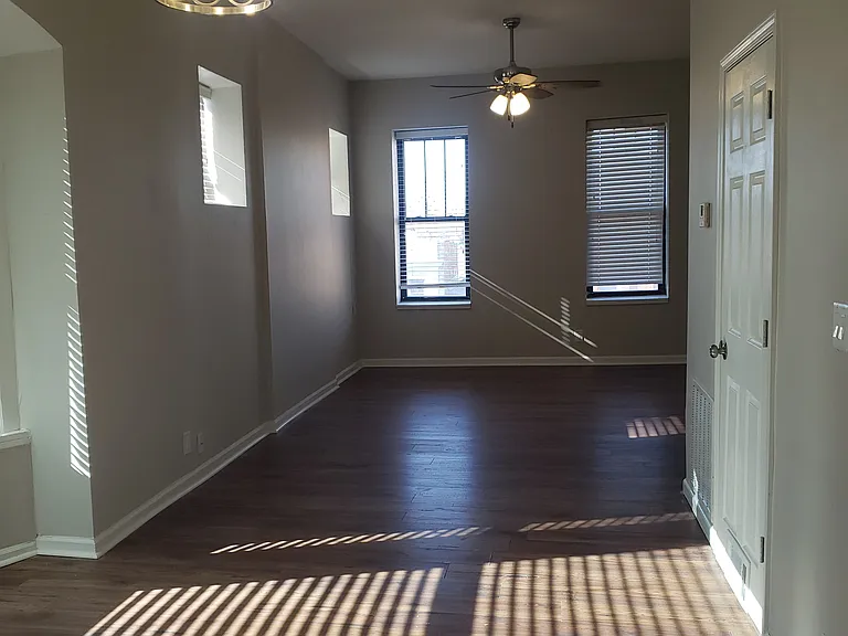 2342 S Grand Blvd #304 — Photo 5
