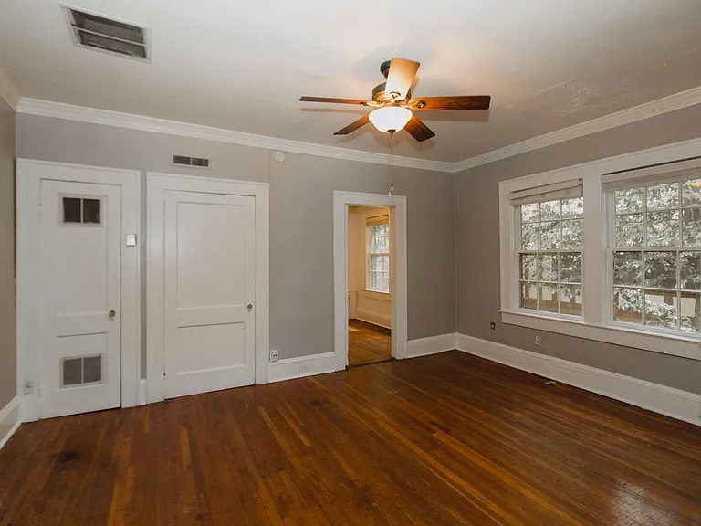 1208 Virginia Ave NE #1 — Photo 5