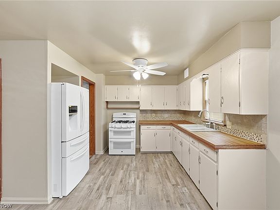 5th image of 1105-1107 W 6th St