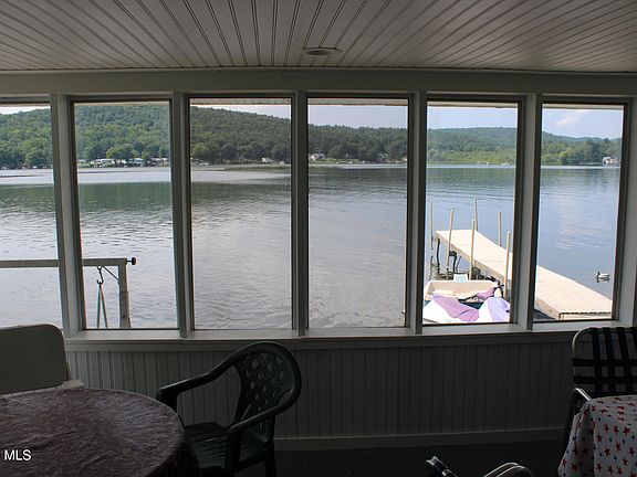 5th image of 210 E Lake Road