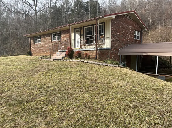 382 Wolfherd Dr, Duffield, VA 24244