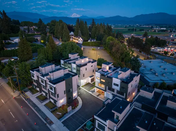 34588 Marshall Rd #117, Abbotsford, BC V2S 1M2