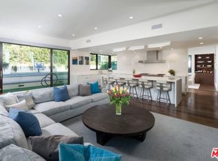 16835 Bollinger Dr, Pacific Palisades, CA 90272