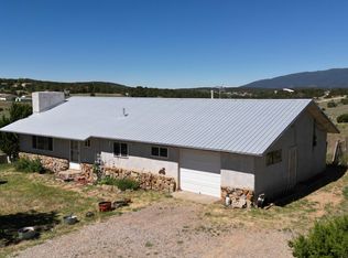 64 Tumbleweed Rd, Sandia Park, NM 87047